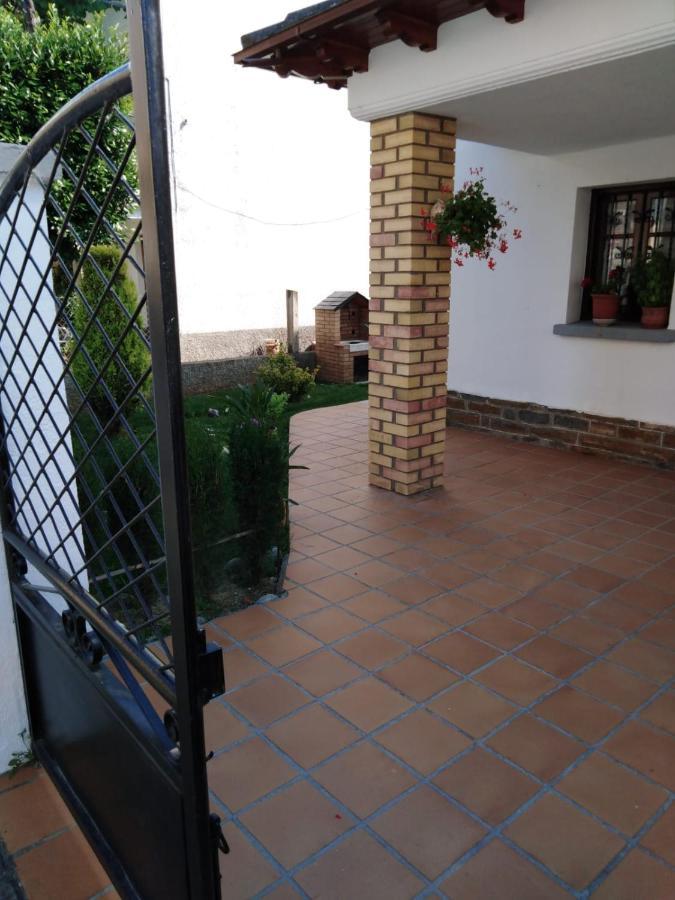 Apartamento Rural Casa Paco con chimenea y Jacuzzi exterior Aínsa Exterior foto