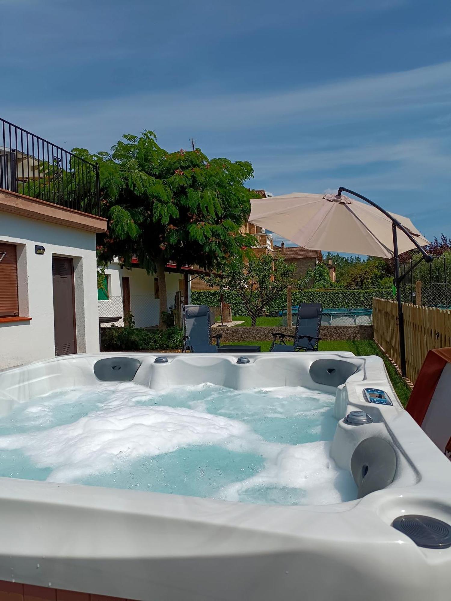Apartamento Rural Casa Paco con chimenea y Jacuzzi exterior Aínsa Exterior foto
